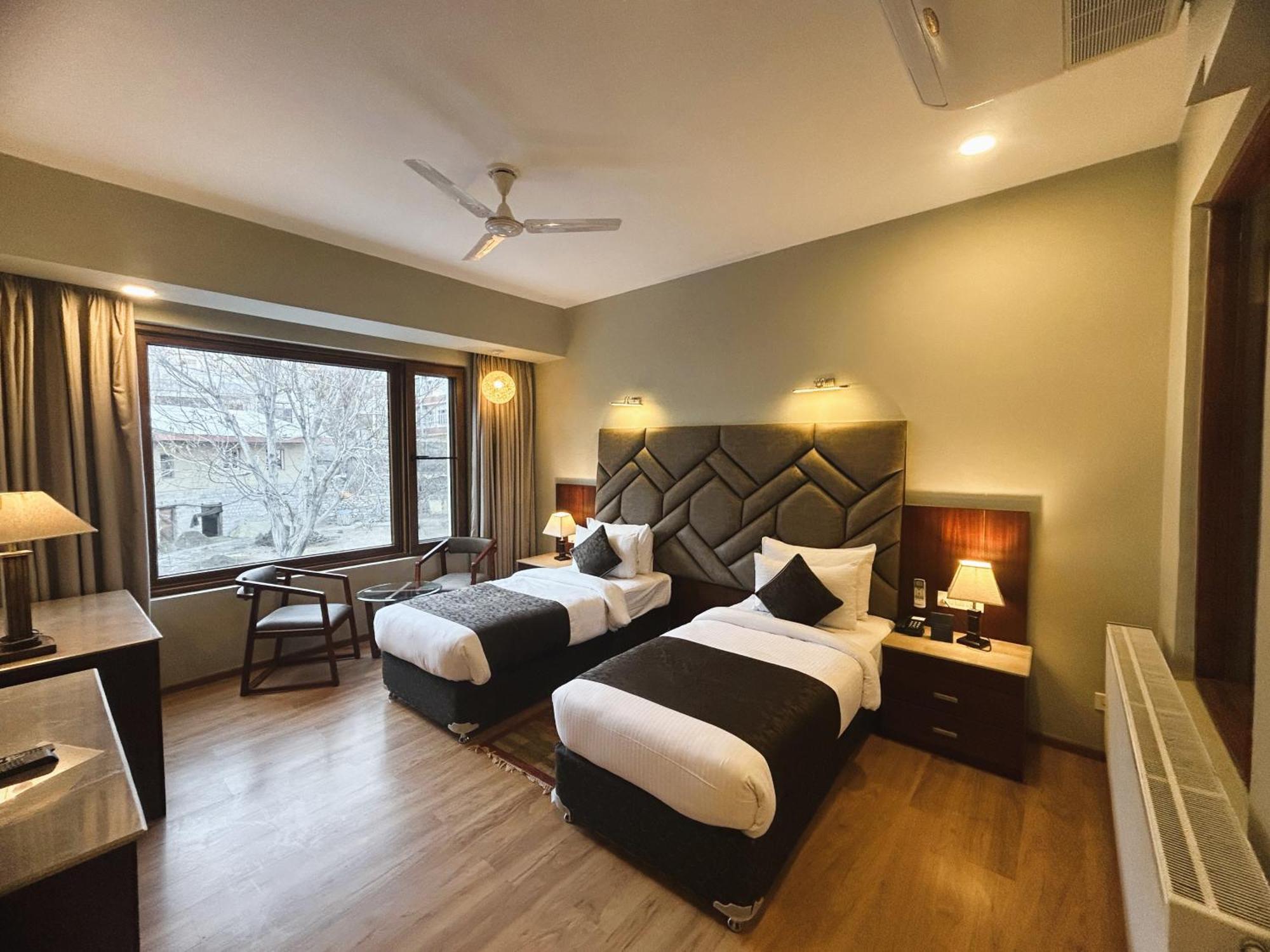 Hotel The Kargil Exterior photo